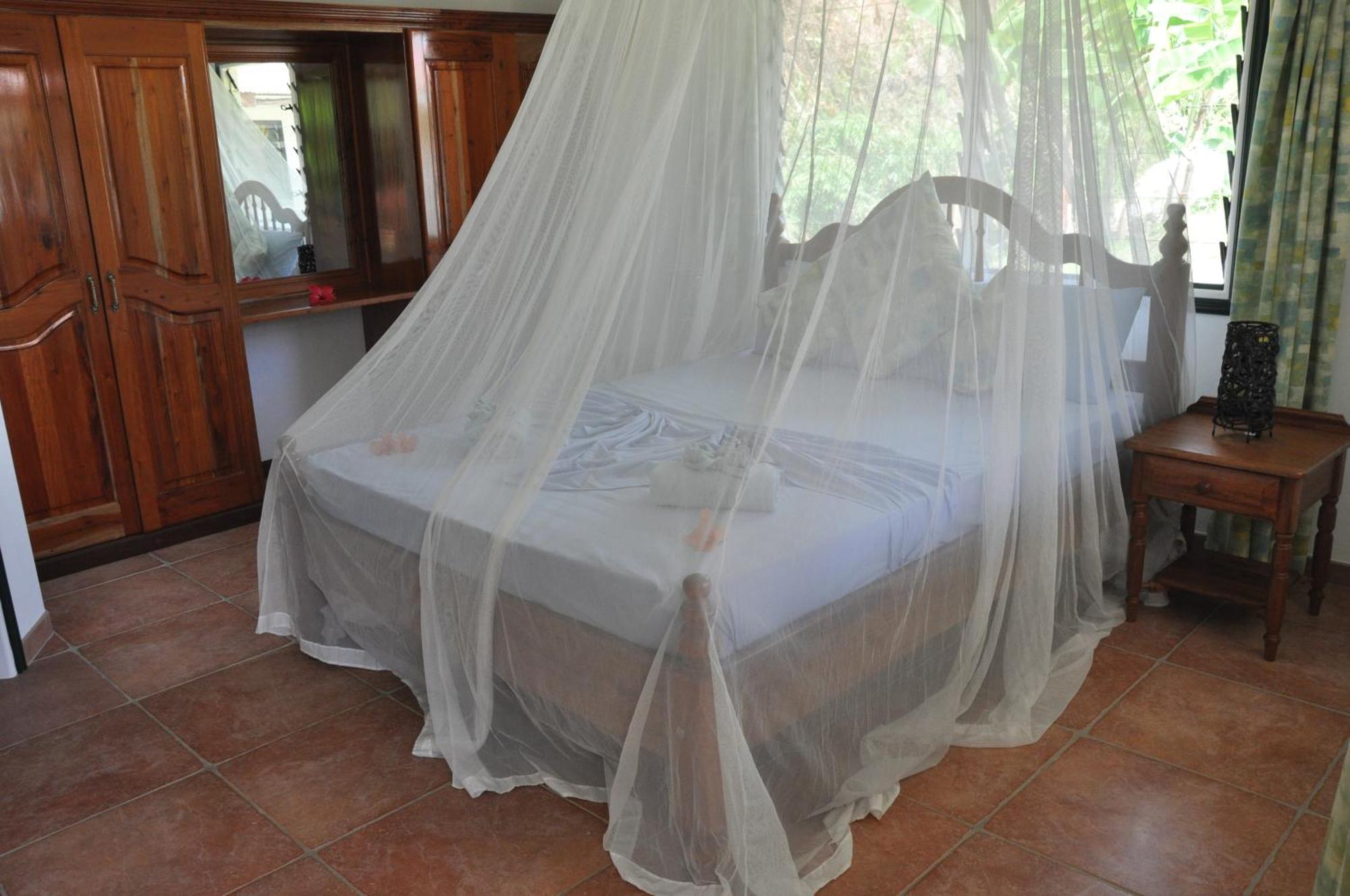La Bel Zilwaz Guesthouse La Digue Habitación foto